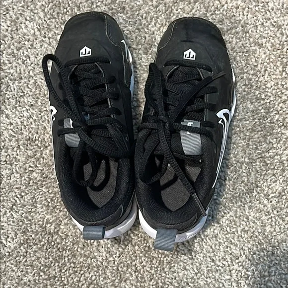 Nike Force Trout 9 Keystone
Big Kids' Baseball Cleats - Picture 7 of 11